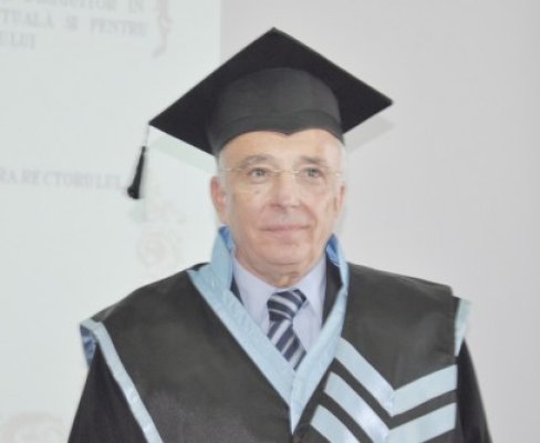Isărescu, deconspirat. ANI face publice veniturile guvernatorului BNR